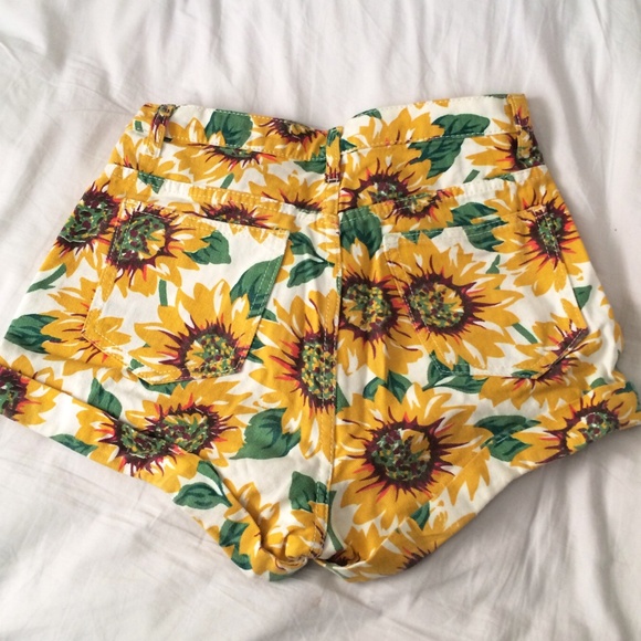 American Apparel high waisted sunflower shorts - Picture 2 of 3