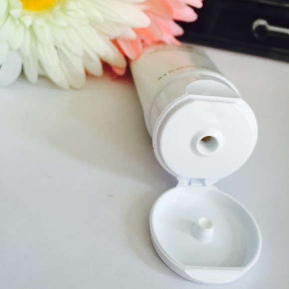 *SOLD*Origins Drink Up Mask - Picture 3 of 4