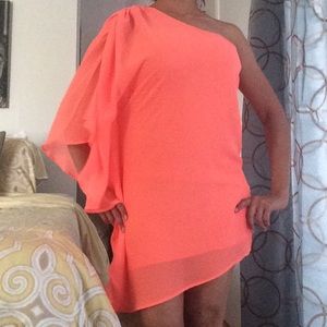 🚨☀️ NEW Hot and spicy Lulu's dress🚨☀️