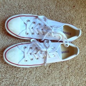 Size 9 women's/ size 7 men's white converse
