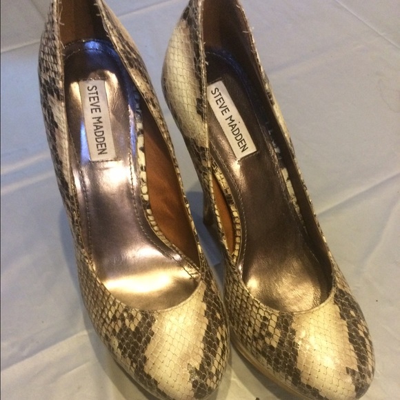 Steve Madden caryssa pumps