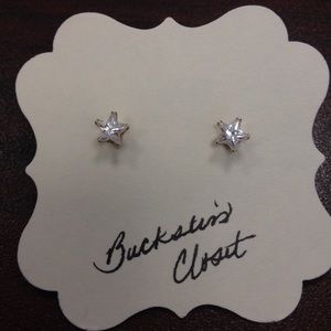 Pierce Star Shaped Stud Earring