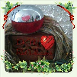 DKNY Red Delicious perfume