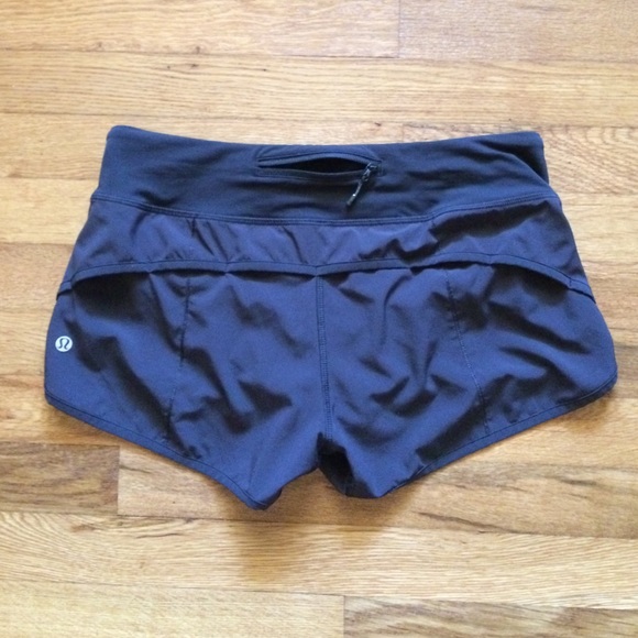 🚫SOLD🚫 Lululemon Speed Short 4 size 6 black
