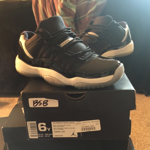 Jordan 11 lows