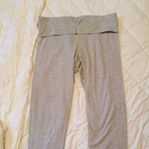 Abercrombie yoga pants