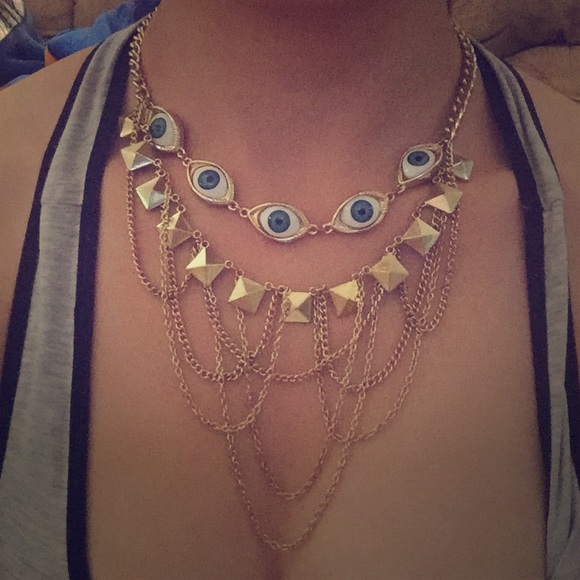 Boho eye necklace
