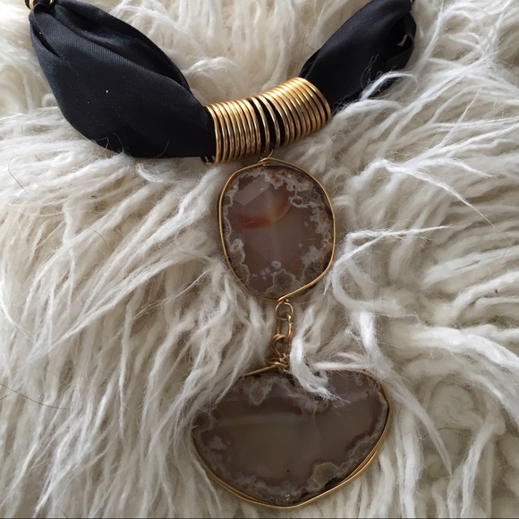 Handmade Agate Stone Necklace - NEW - Picture 2 of 4