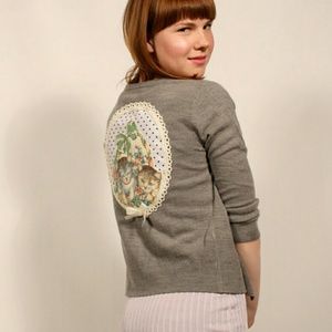 Im your present kitten cameo cardigan small