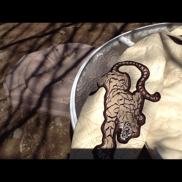 Jacket - Picture 2 of 4