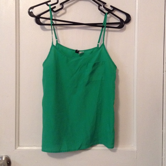 H and M green tank