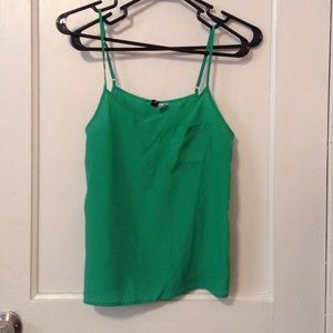 H and M green tank