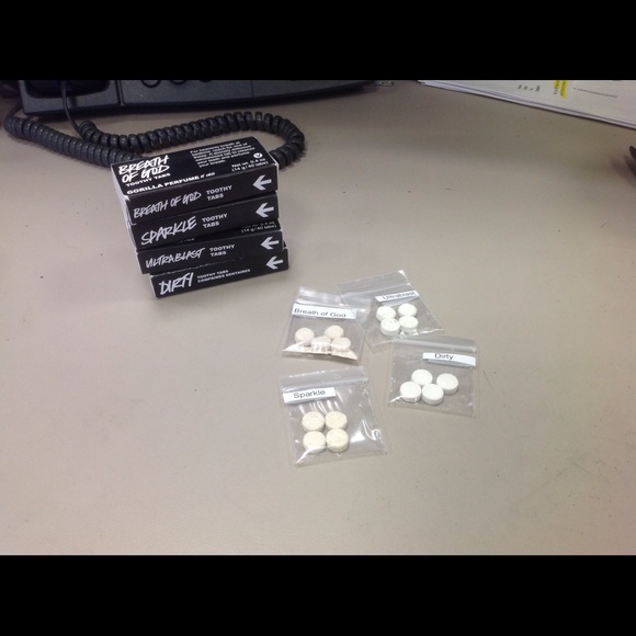 Lush Toothy Tabs