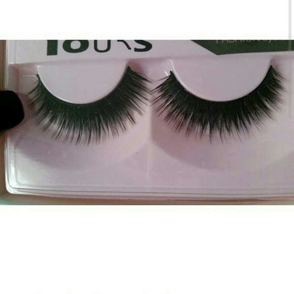 Eyelashes