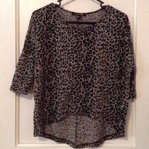 Black and white quarter sleeve cheetah shirt