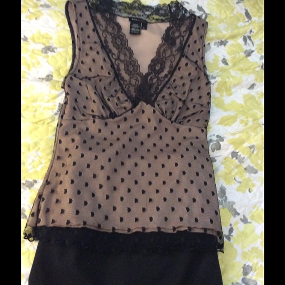 Tan shell with black lace overlay