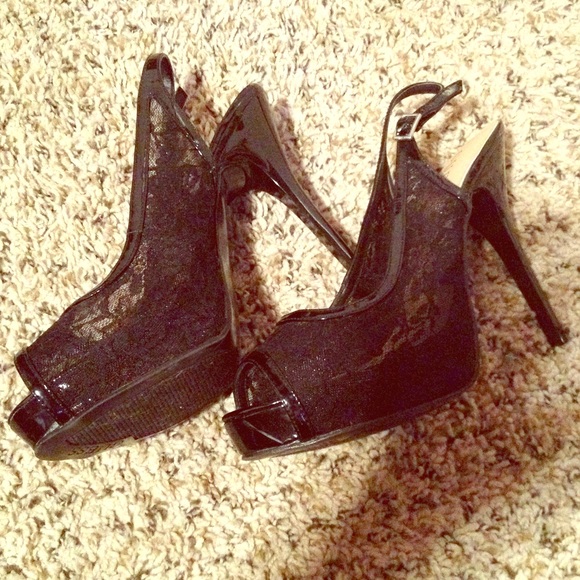 Lacy heels