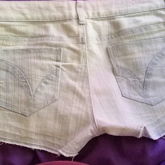 Sold on another site - Picture 3 of 4