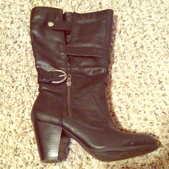 Black boots