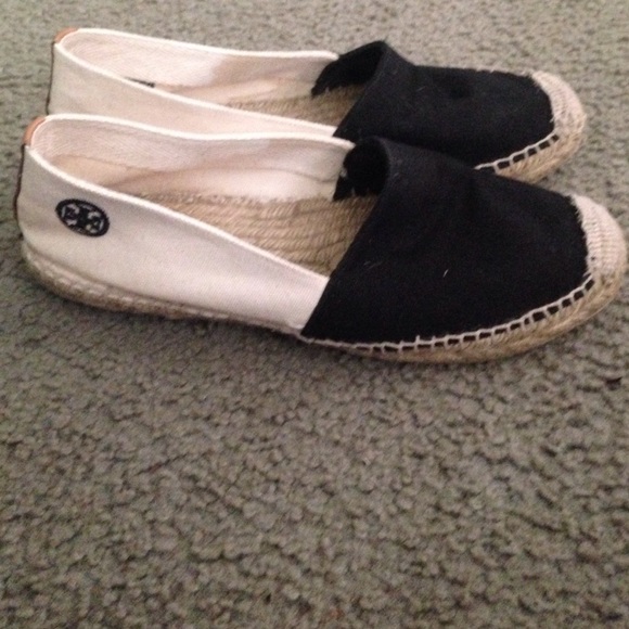 SOLD Tory burch espadrilles!