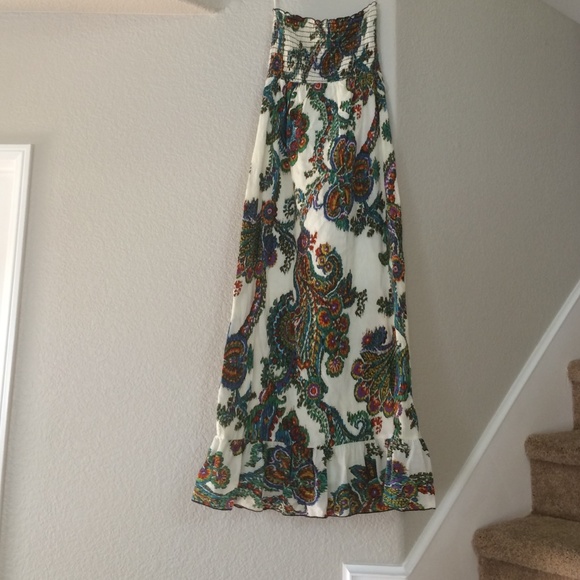 Beautiful Maxi Dress - Picture 1 of 4