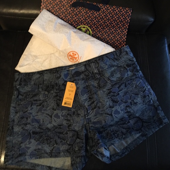 Tory Burch Mia short