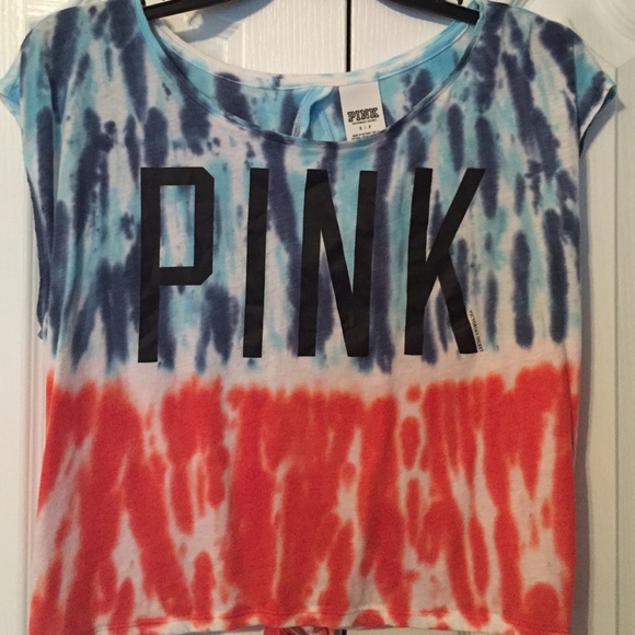 🚫SOLD🚫VS PINK Crop Top