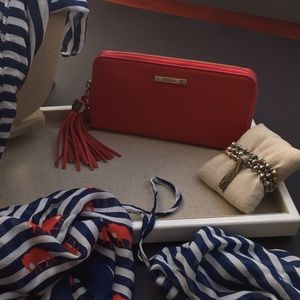 ❤️Stella&Dot mercer zip wallet (red)❤️