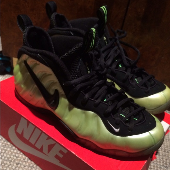 Nike Electric Green Foamposite size 12 - Picture 3 of 3