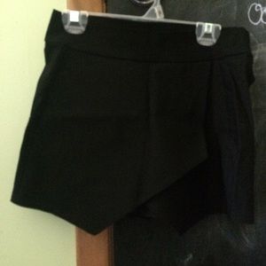 Black skort!!