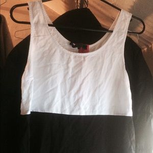 Color blocked tank