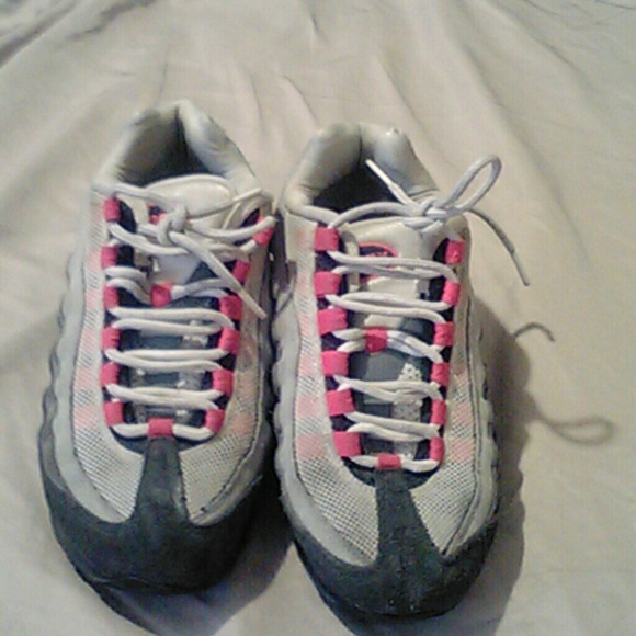 Pink Nike air max
