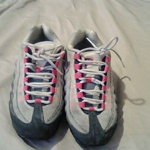 Pink Nike air max