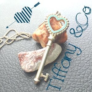 💙Tiffany & Co Heart Key Necklace 💙