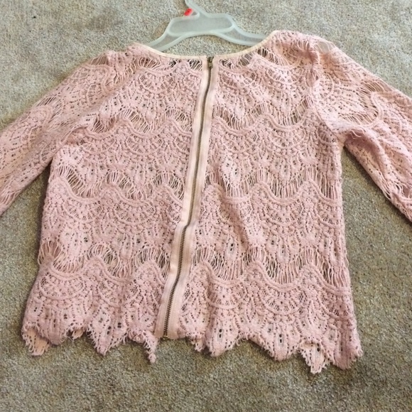 Bebe antique top - Picture 2 of 2