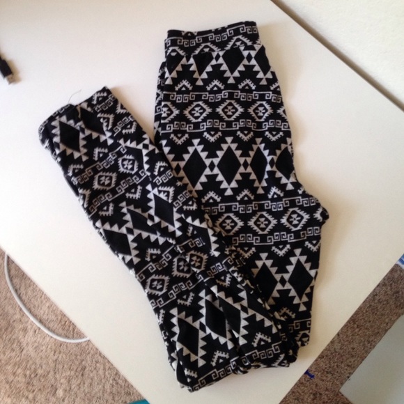 Women's Tribal print Pants