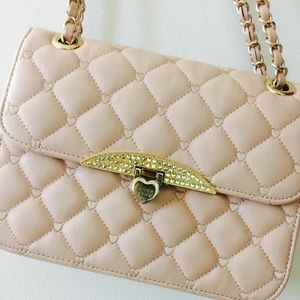 Love pink purse
