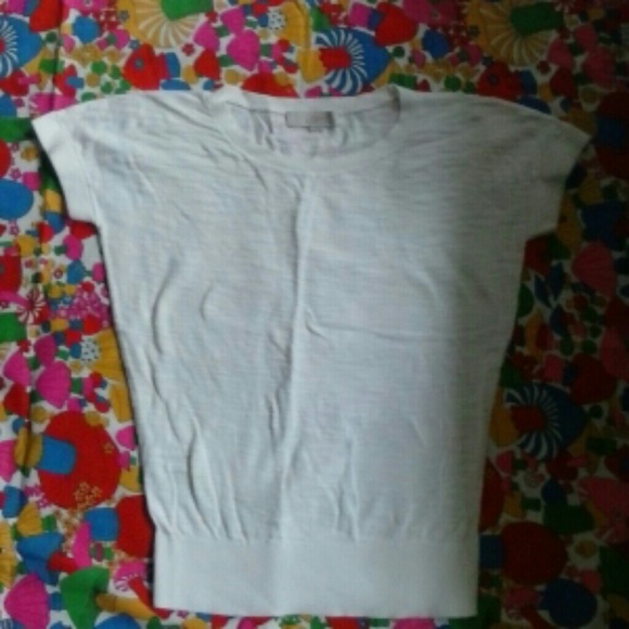 White shirt - Picture 1 of 1