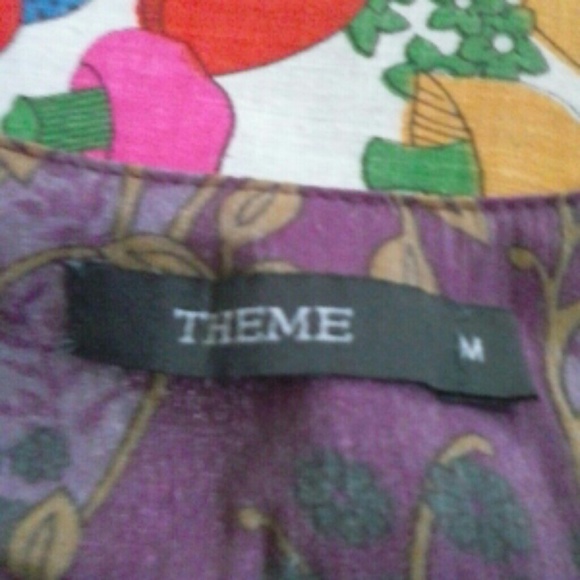 Theme dress - Picture 4 of 4