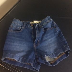 Pacsun bullhead mom short size 00