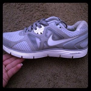 Nike lunar glide 3
