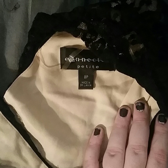 Dress - Picture 2 of 2