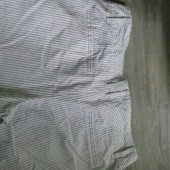 Old Navy pants - Picture 3 of 3