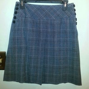 Wool pleated skirt