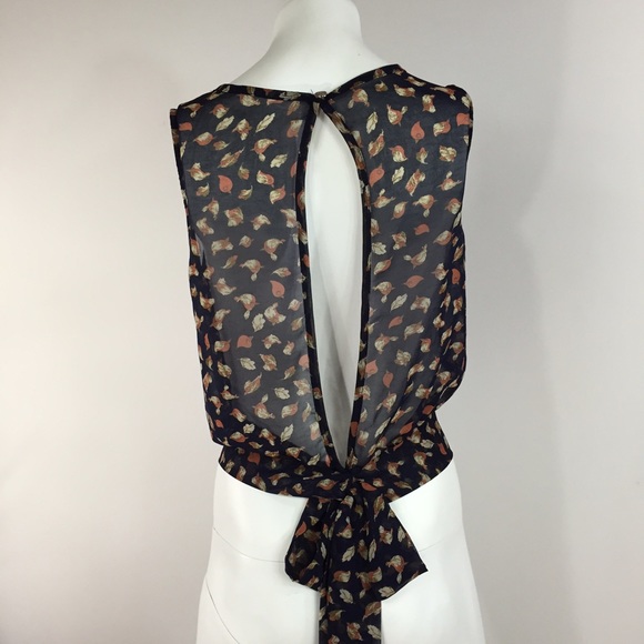 Nordstrom Tops - Birds and Leaves Open Back Sleeveless Top with Bow Nordstrom Tops - Birds and Leaves Open Back Sleeveless Top with Bow