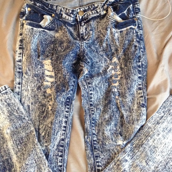 Skinny jeans.
