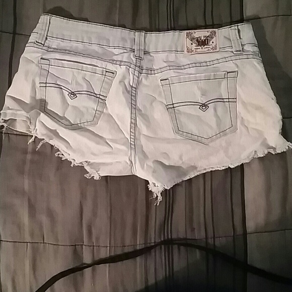 Shorts - Picture 2 of 2