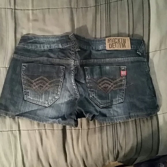 Shorts - Picture 2 of 2