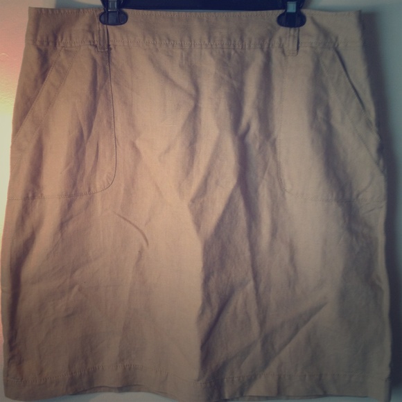 Tan linen skirt!!