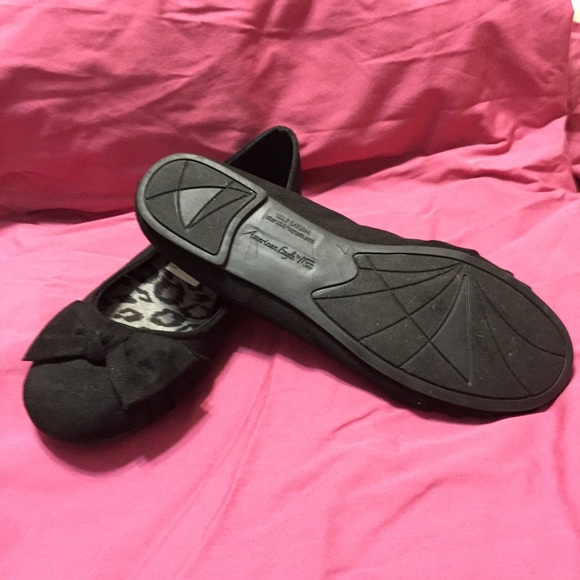 Shoes - Picture 3 of 4